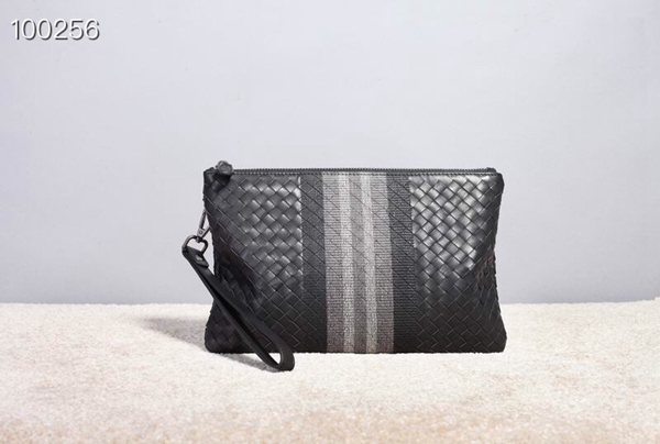 ボッテガヴェネタバッグ正面デザイン